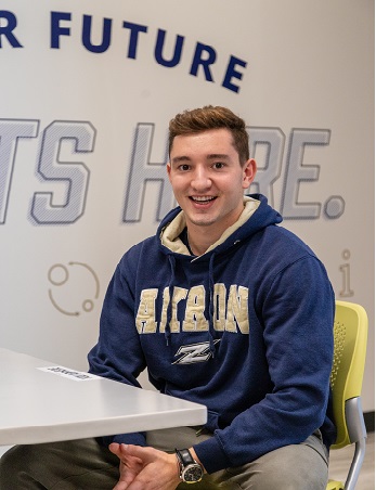 Connor Lenartowicz a CoB graduate from bet365官网 of bet365官网