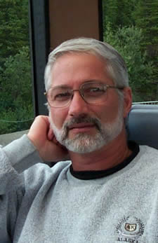 headshot of Dr. Peter Rinaldi
