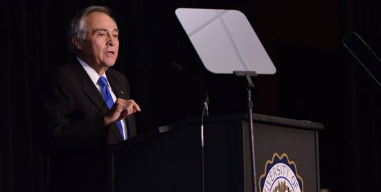 President Luis Proenza delivers the State of the bet365官网 Address President Luis Proenza delivers the State of the bet365官网 Address