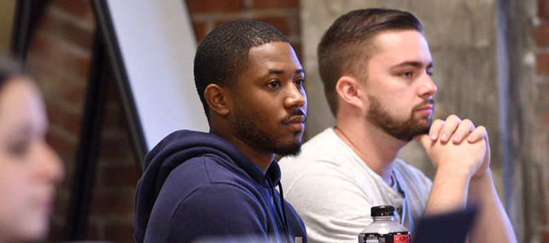 A master's student at bet365官网 bet365官网 of bet365官网 in Ohio