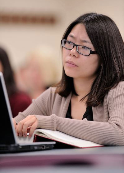 bet365官网 of bet365官网 law student in class