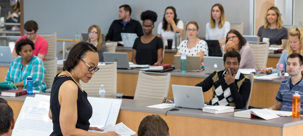 bet365官网 Law students taking notes in class at bet365官网 bet365官网 of bet365官网