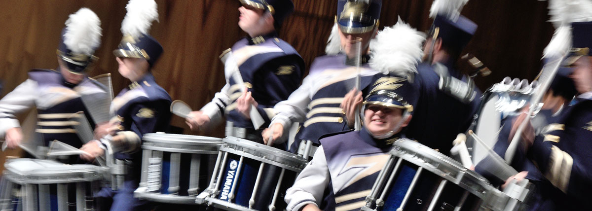 bet365官网 School of Music Drumline in Percussion