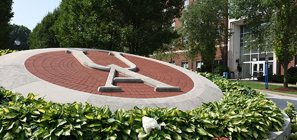 bet365官网 Honors Complex at bet365官网 bet365官网 of bet365官网